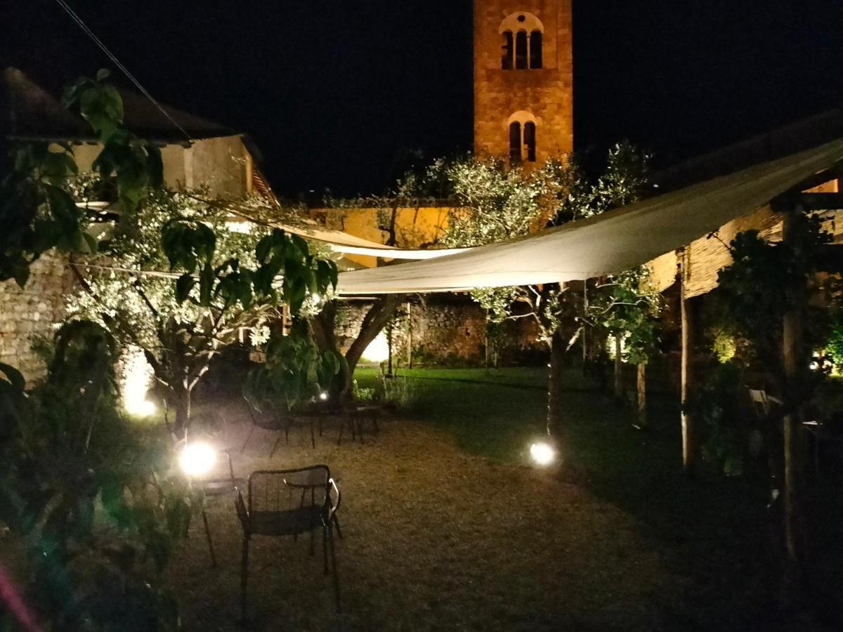 Badia Giulia Prestigious Historical B&B, Camaiore Adults Only - Pets Free Eksteriør billede